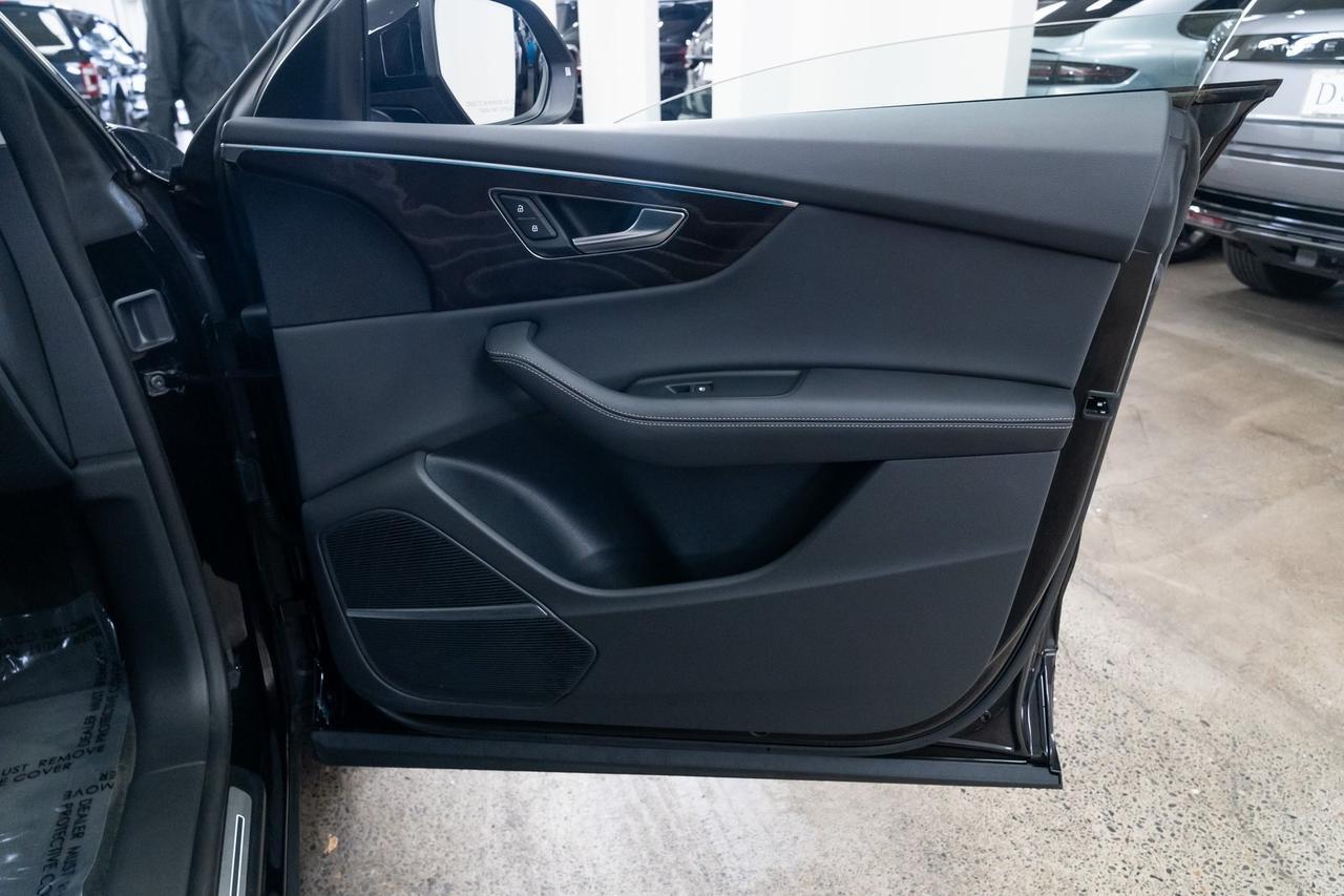 2023 Audi Q8 55 Premium Plus quattro 1 Owner Premium Plus S Line Package Portland OR