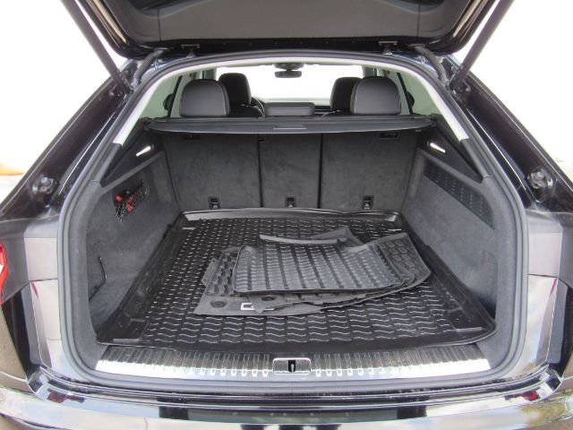 2023 Audi Q8 Premium Plus 55 TFSI quattro Tiptronic Plano TX