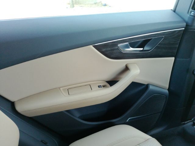 2023 Audi Q8 Premium Plus 55 TFSI quattro Tiptronic Plano TX