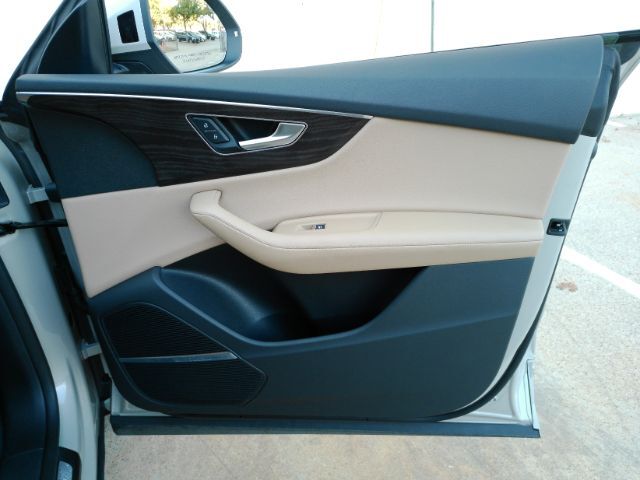 2023 Audi Q8 Premium Plus 55 TFSI quattro Tiptronic Plano TX