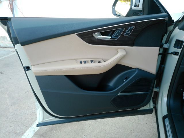2023 Audi Q8 Premium Plus 55 TFSI quattro Tiptronic Plano TX