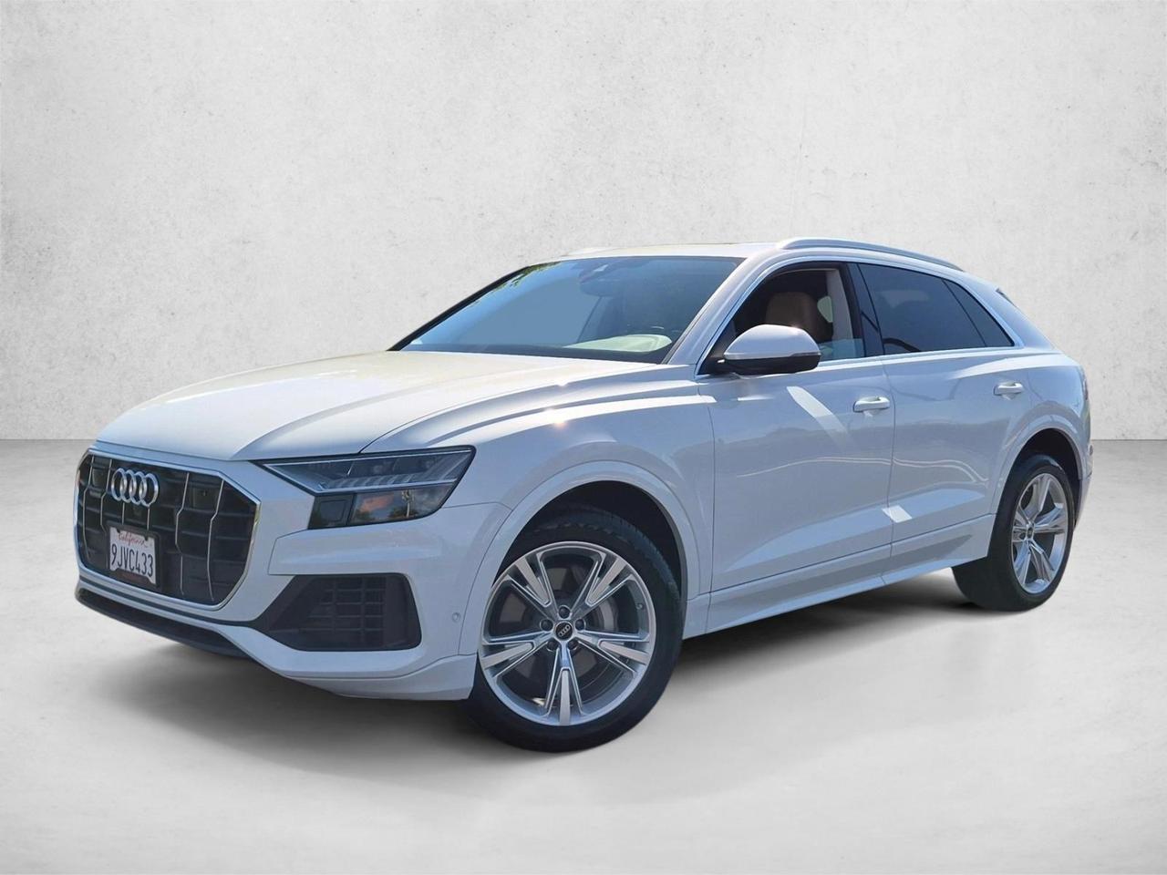 2023 Audi Q8 Premium Plus