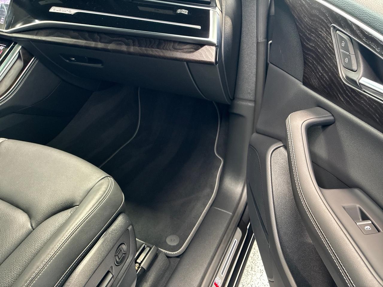 2023 Audi Q8 Premium Plus, S-line Plus Pkg, S-Line Style Pkg, Tow Pkg Houston TX