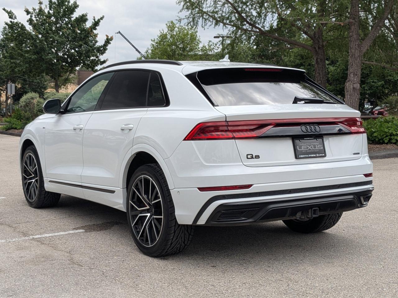 2023 Audi Q8 Premium Plus