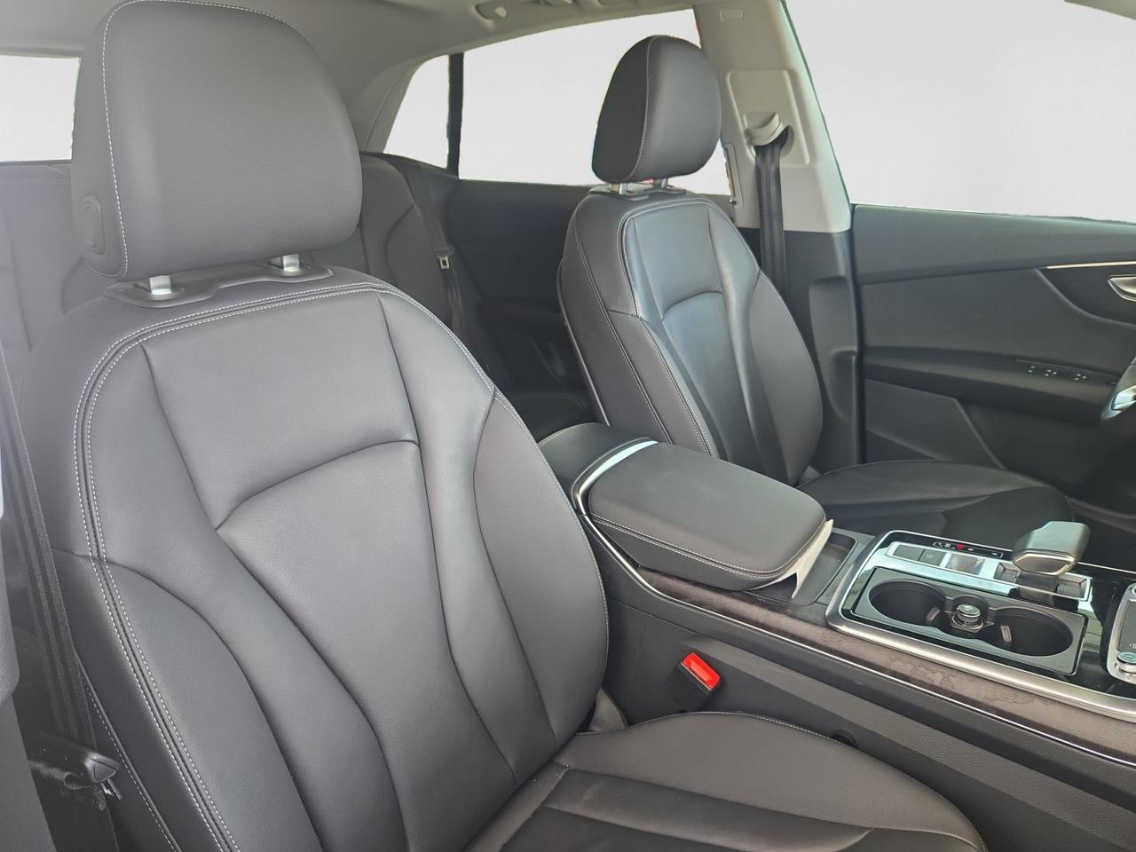 2023 Audi Q8 Premium  Selma TX