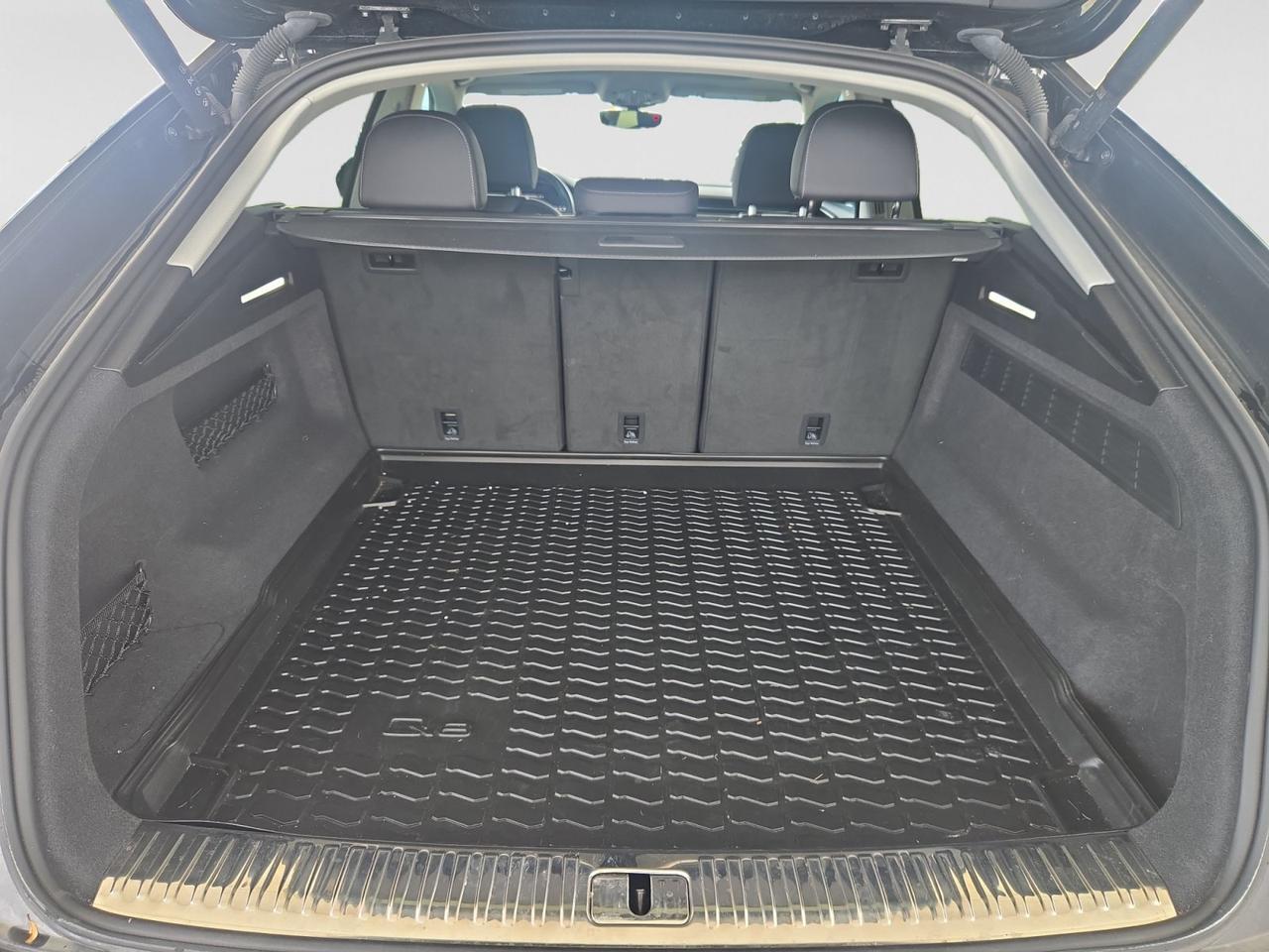 2023 Audi Q8 Premium  Selma TX