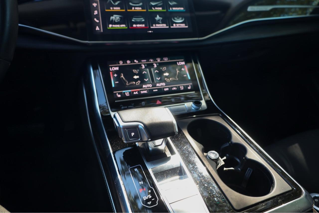 2023 Audi Q8 Prestige  Selma TX