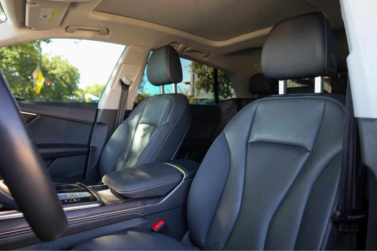 2023 Audi Q8 Prestige  Selma TX