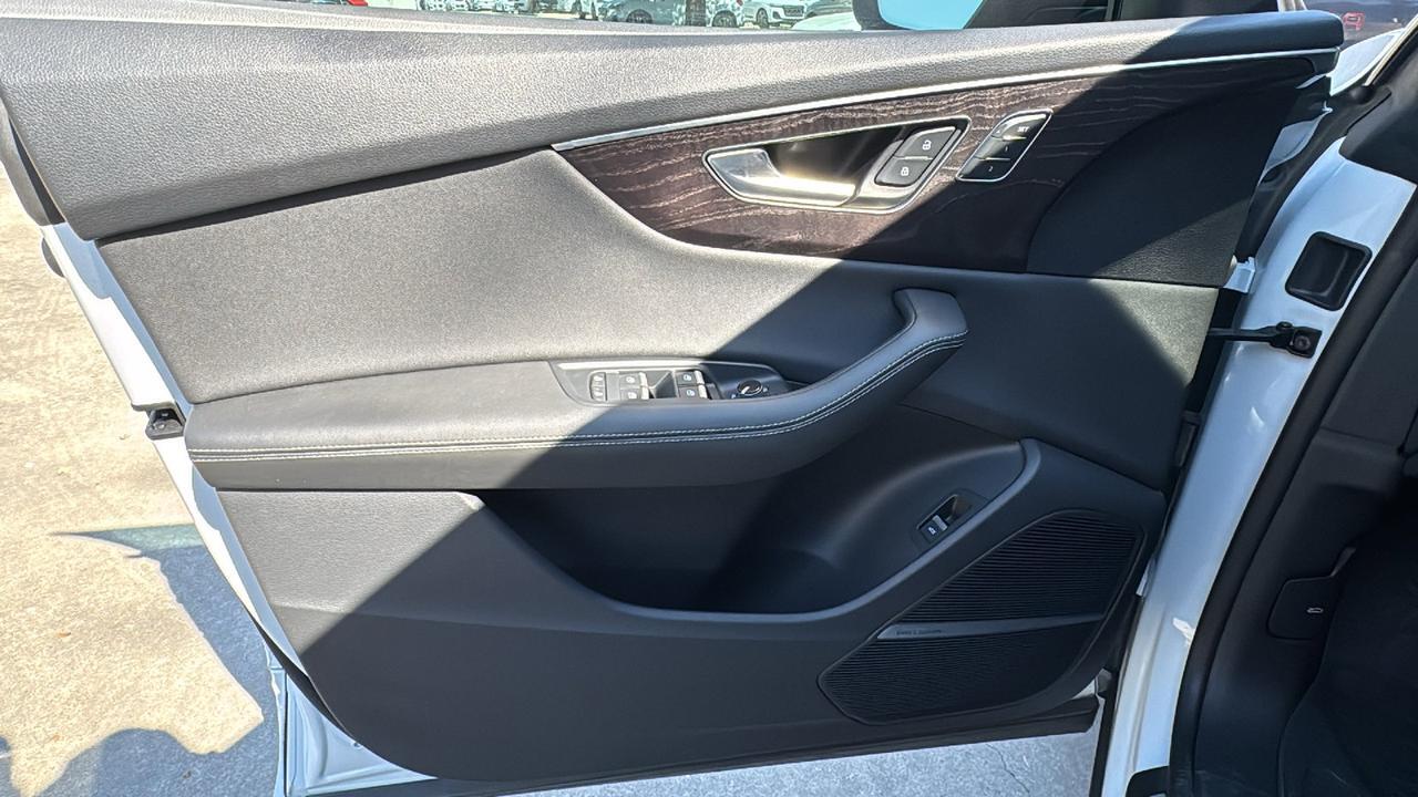 2023 Audi Q8 Prestige  Selma TX