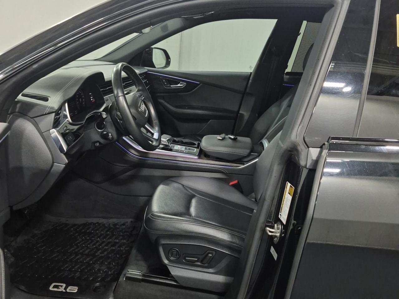 2023 Audi Q8 Progressiv S-LINE BLKOPTIC NAVI PANO NOACCIDENT Toronto ON