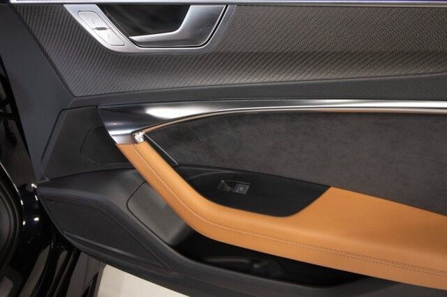 2023 Audi RS 6 Avant ($144,915 MSRP!!) *$40,000 IN UPGRADES!* *URBAN BODYKIT* *VOSSEN WHEELS* *AWE EXHAUST* *FULL PPF* *CARBON CERAMIC BRAKES* San Diego CA