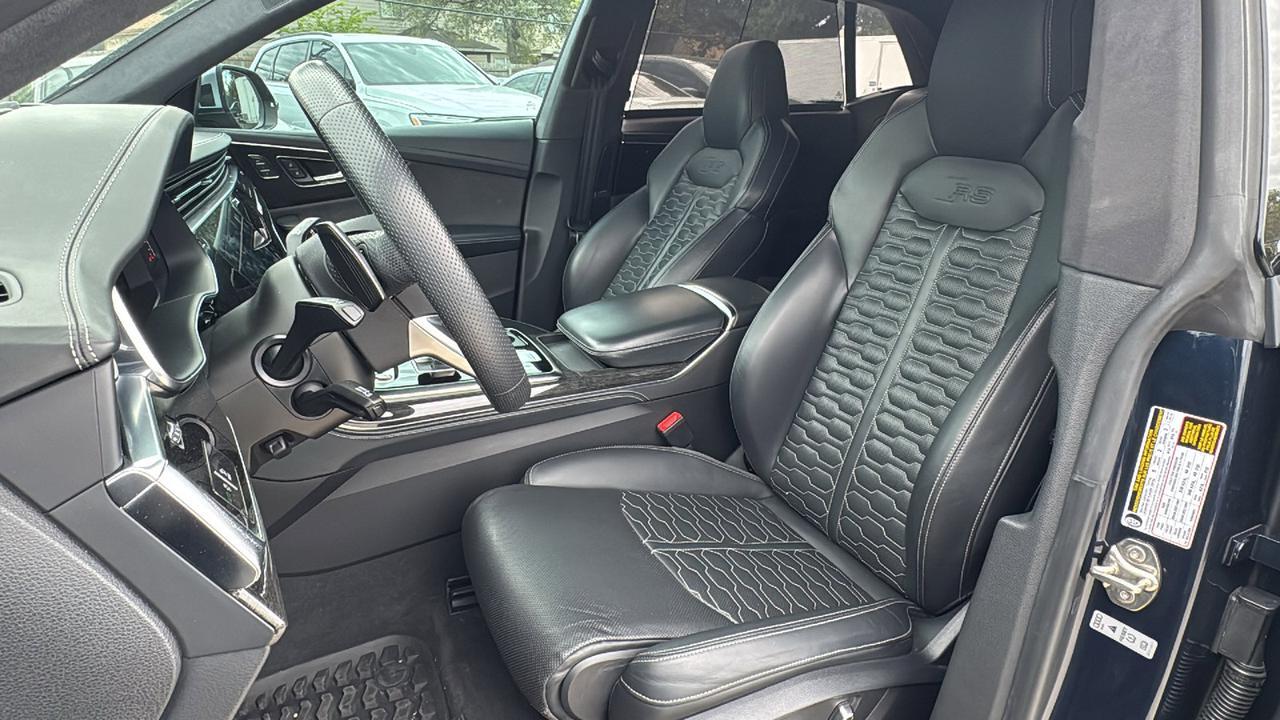 2023 Audi RS Q8  Selma TX