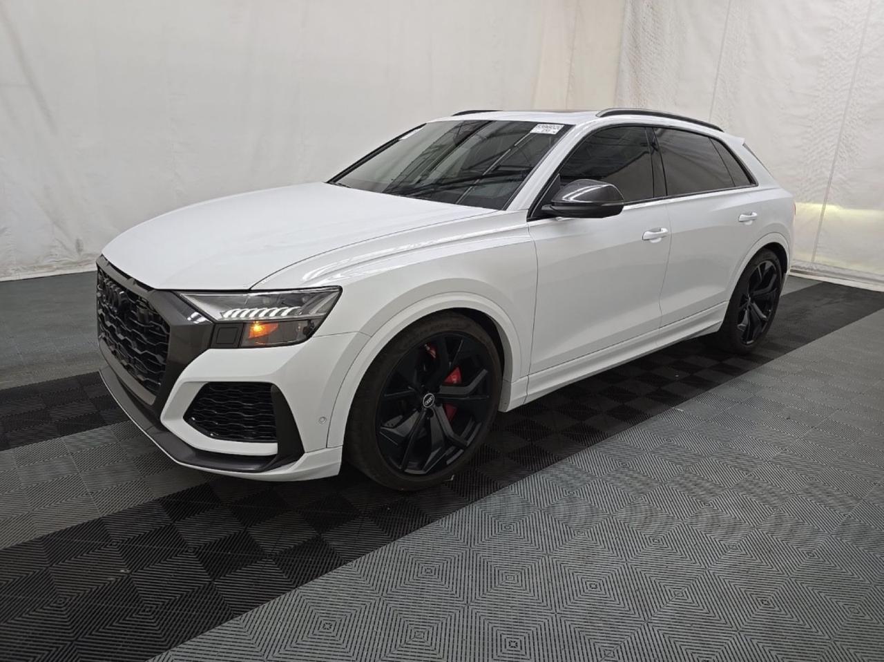 2023 Audi RS Q8 Willowbrook IL