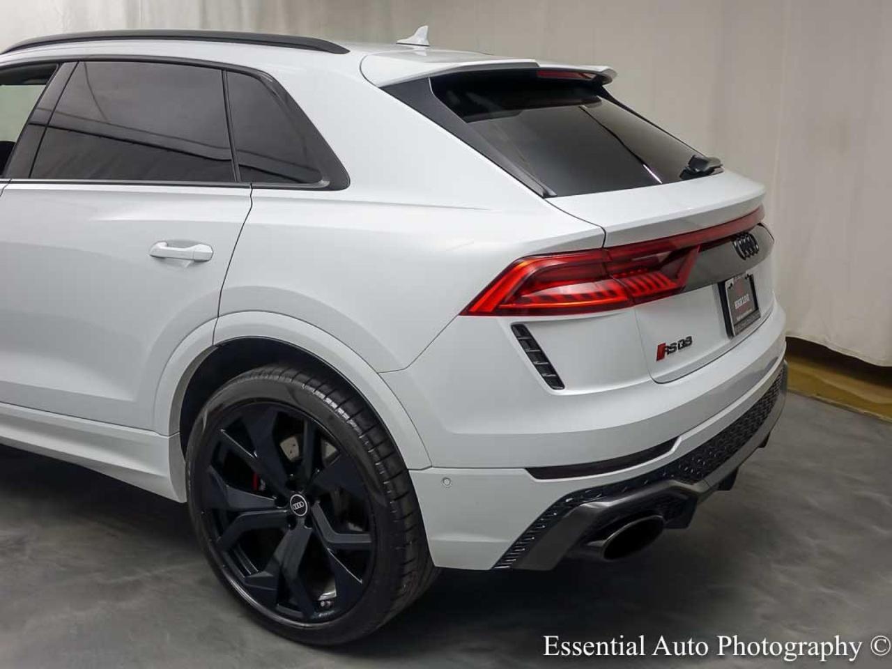 2023 Audi RS Q8 Willowbrook IL