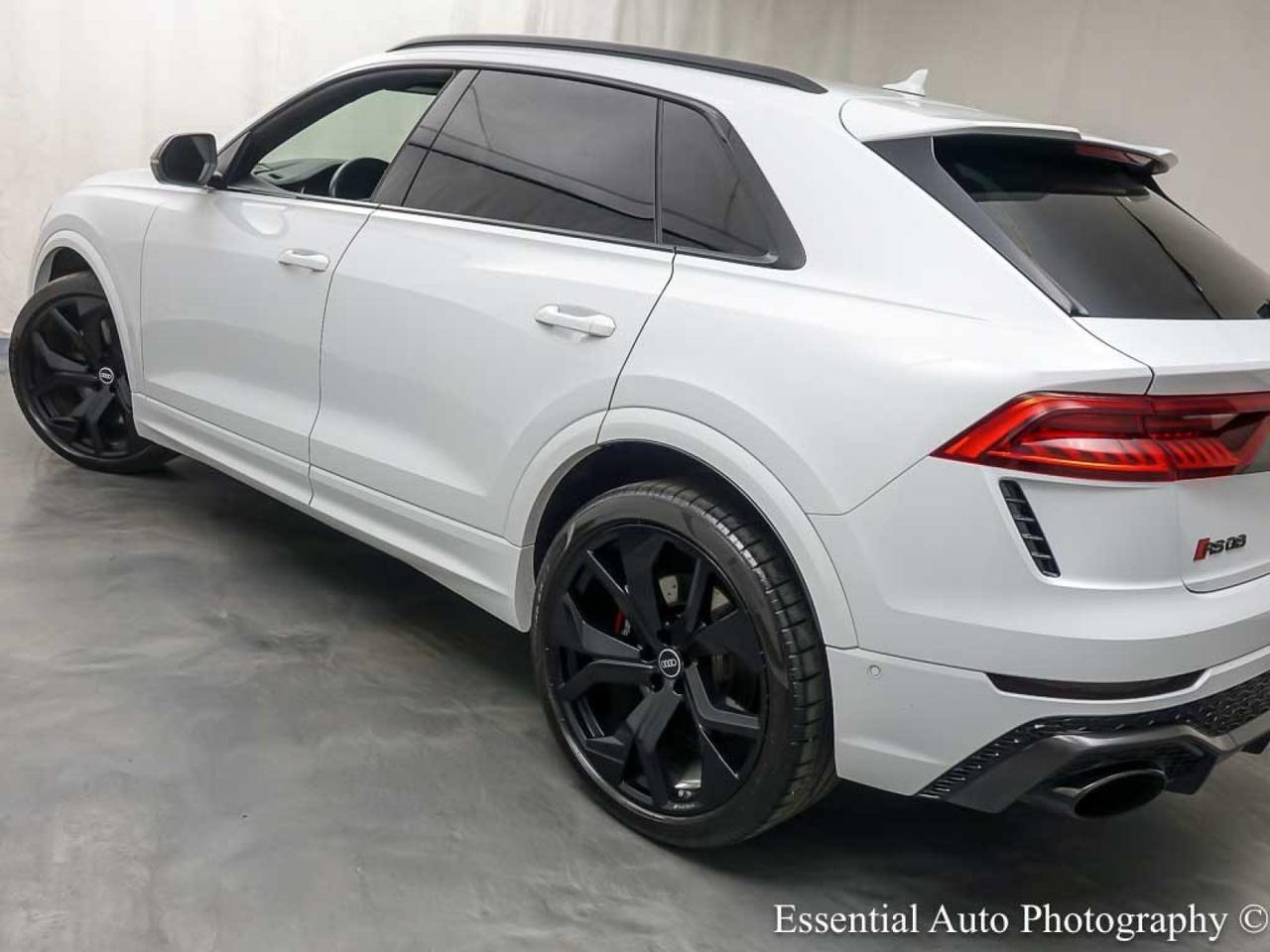 2023 Audi RS Q8 Willowbrook IL
