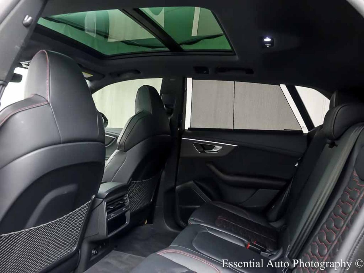 2023 Audi RS Q8 Willowbrook IL