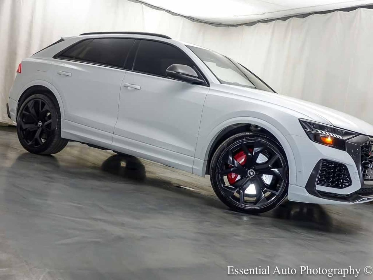 2023 Audi RS Q8 Willowbrook IL