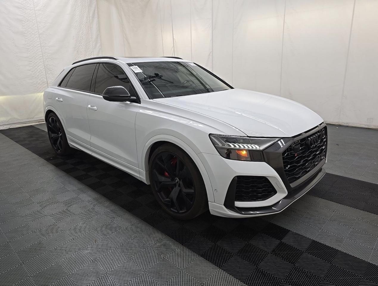 2023 Audi RS Q8