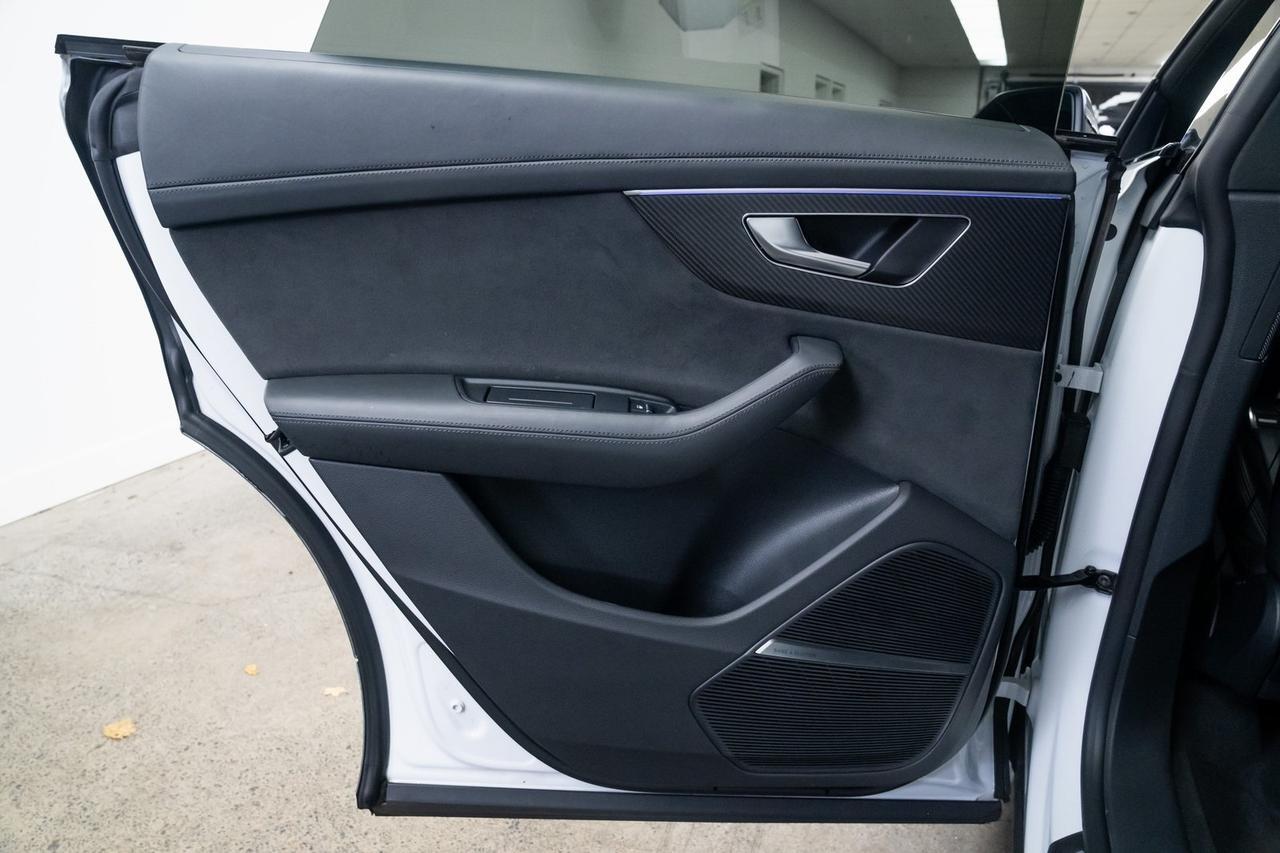 2023 Audi RS Q8 4.0T 1 Owner Carbon Optic Package Black Optic Package Portland OR