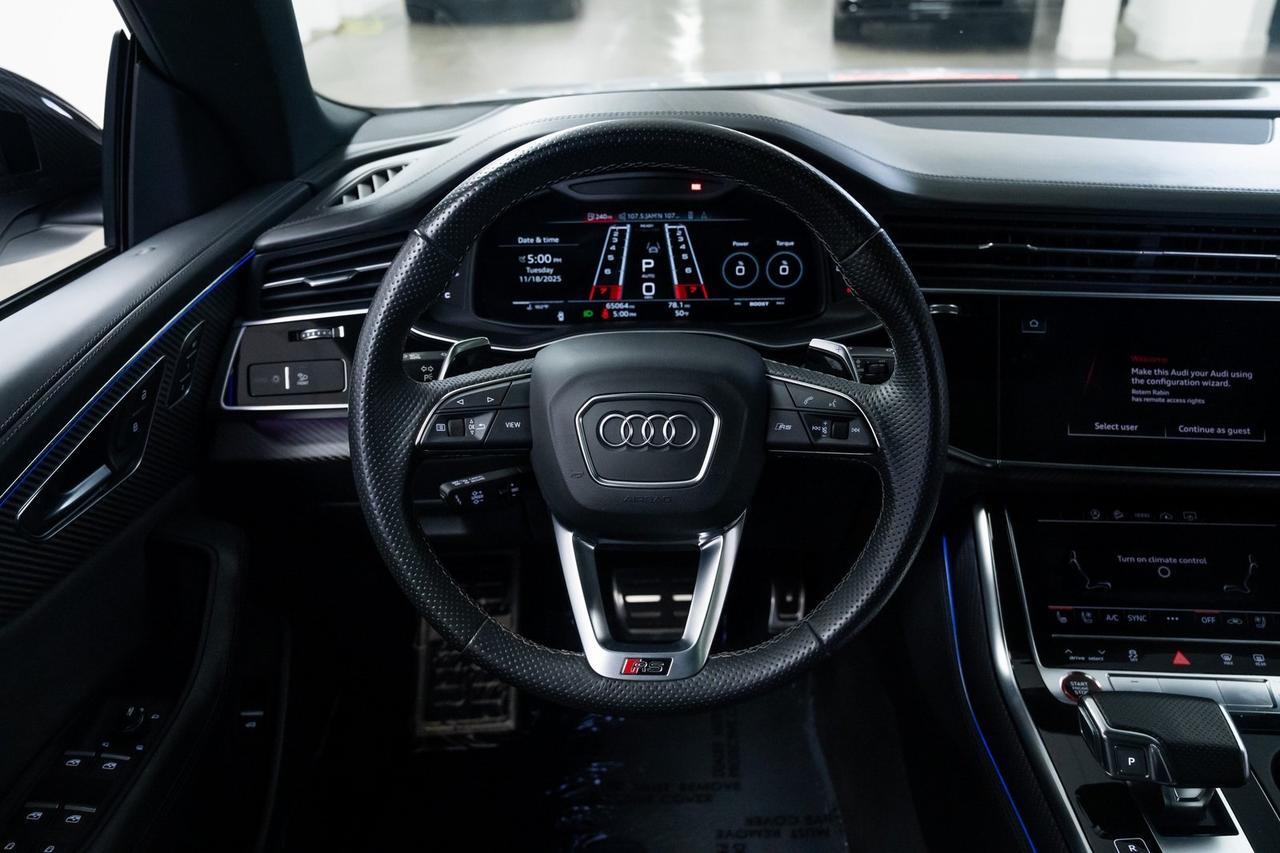 2023 Audi RS Q8 4.0T 1 Owner Carbon Optic Package Black Optic Package Portland OR