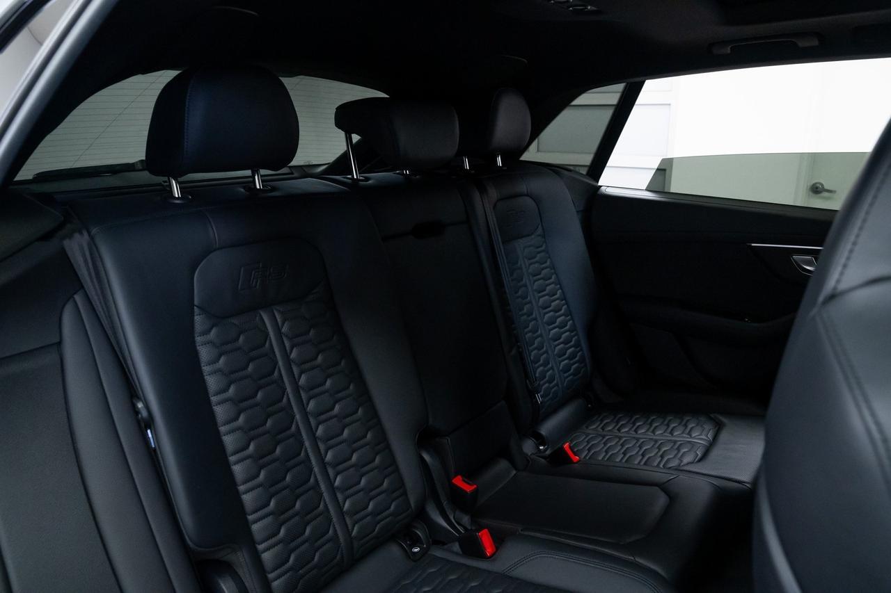 2023 Audi RS Q8 4.0T 1 Owner Carbon Optic Package Black Optic Package Portland OR