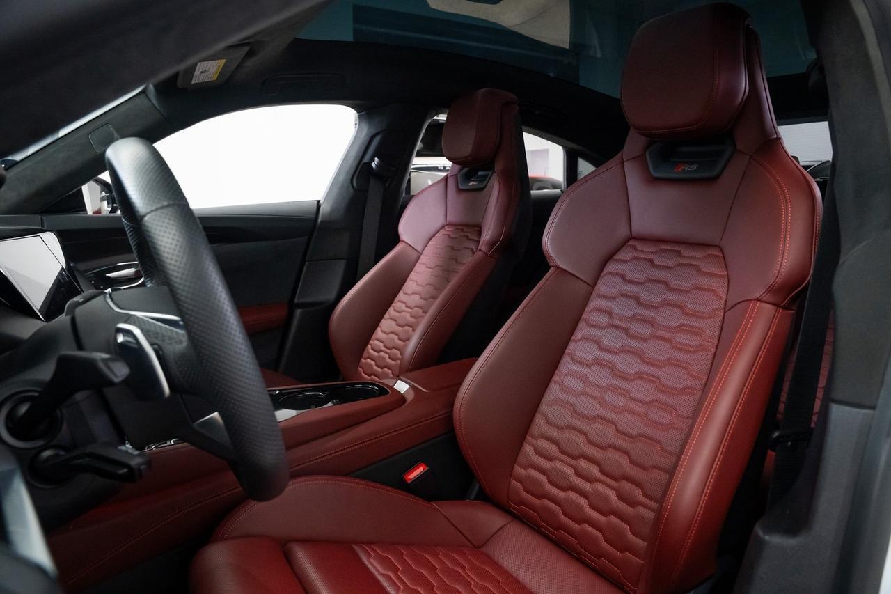2023 Audi RS e-tron GT - One Owner Vented Seats Carbon Performance Package Portland OR