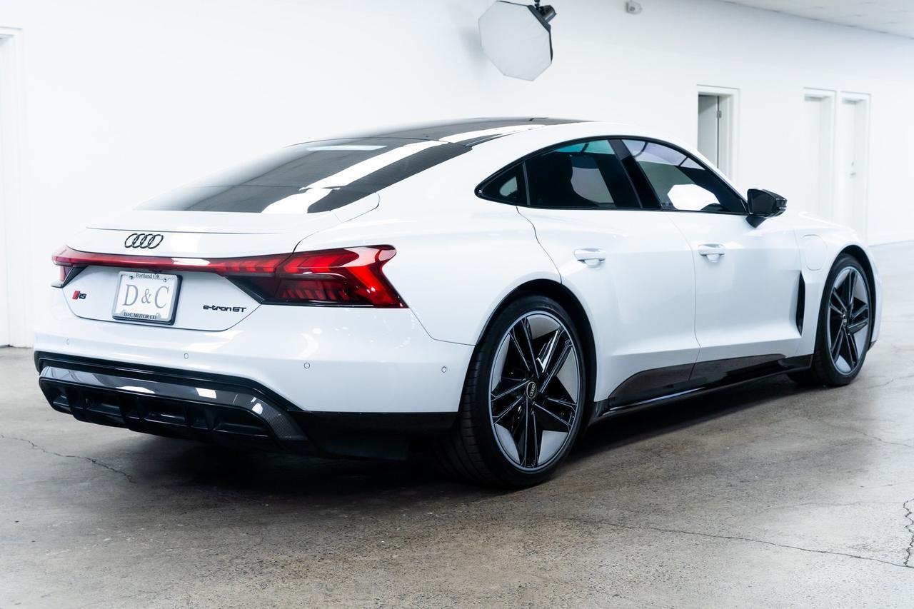 2023 Audi RS e-tron GT - One Owner Vented Seats Carbon Performance Package Portland OR