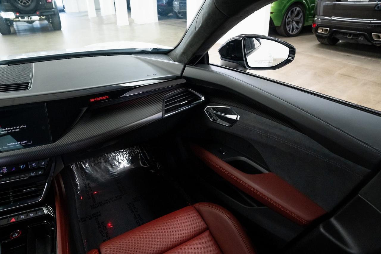 2023 Audi RS e-tron GT - One Owner Vented Seats Carbon Performance Package Portland OR