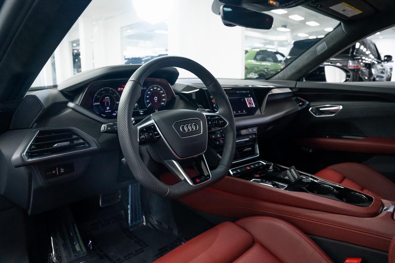 2023 Audi RS e-tron GT - One Owner Vented Seats Carbon Performance Package Portland OR