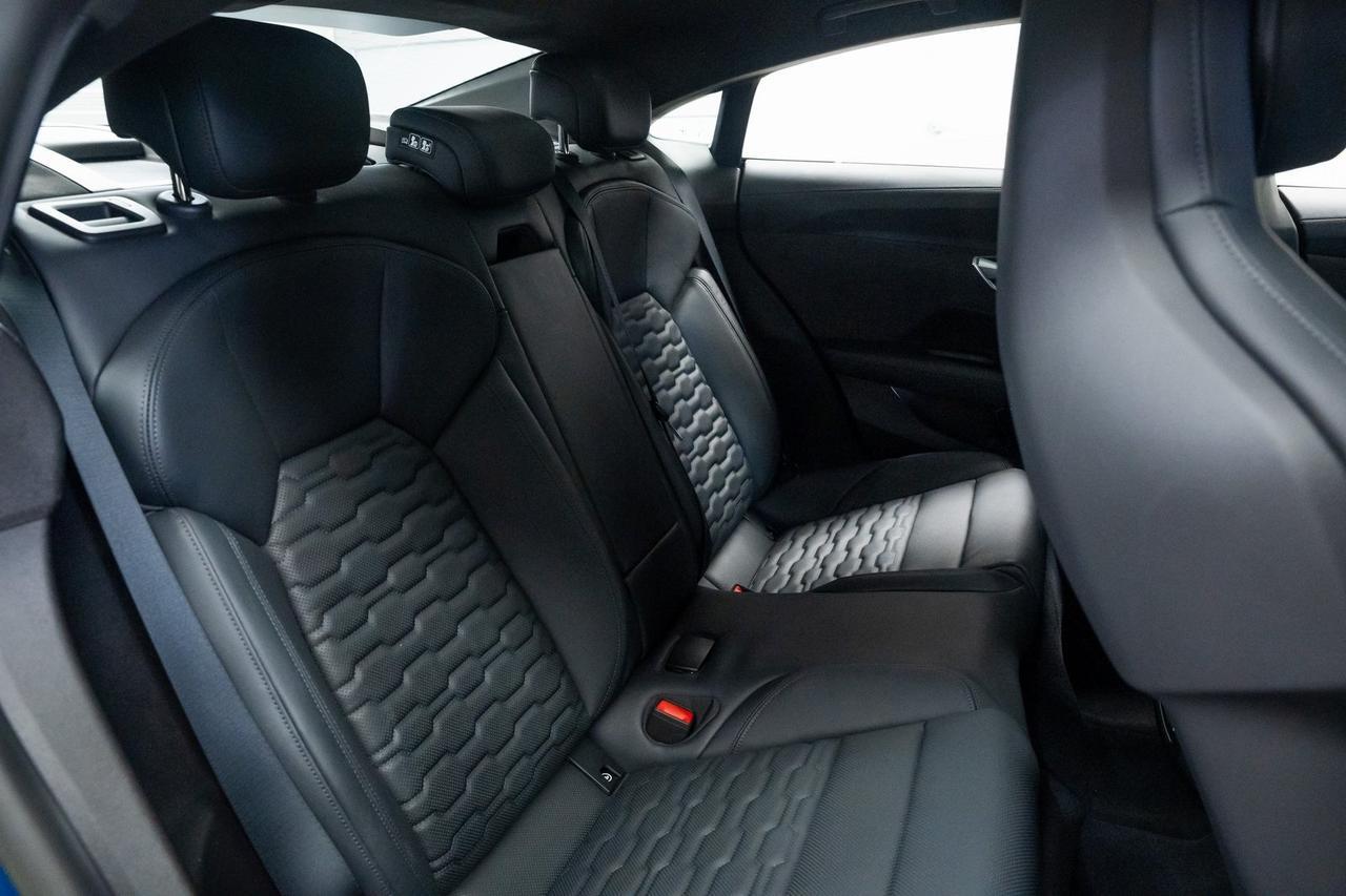 2023 Audi RS e-tron GT Base Vented Seats Carbon Performance Package Portland OR