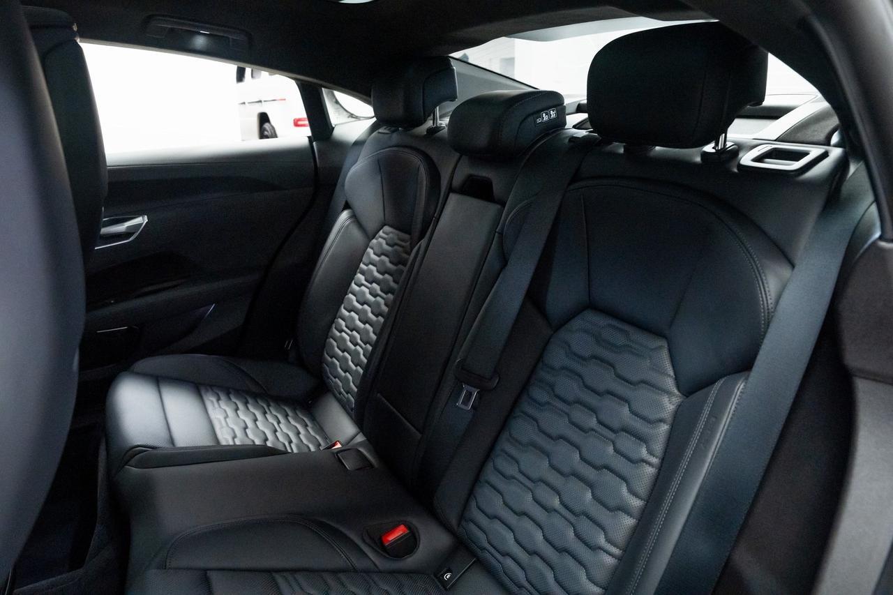 2023 Audi RS e-tron GT Base Vented Seats Carbon Performance Package Portland OR