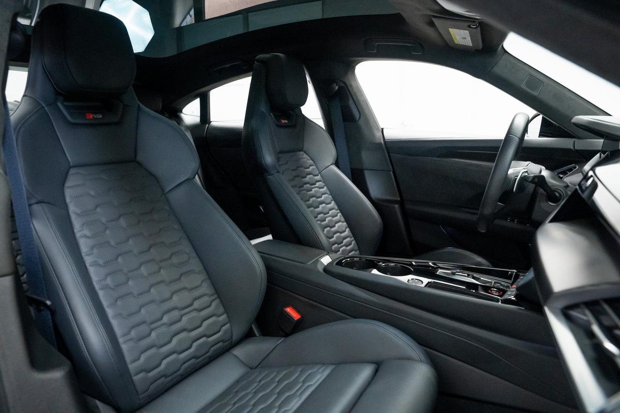 2023 Audi RS e-tron GT Base Vented Seats Carbon Performance Package Portland OR