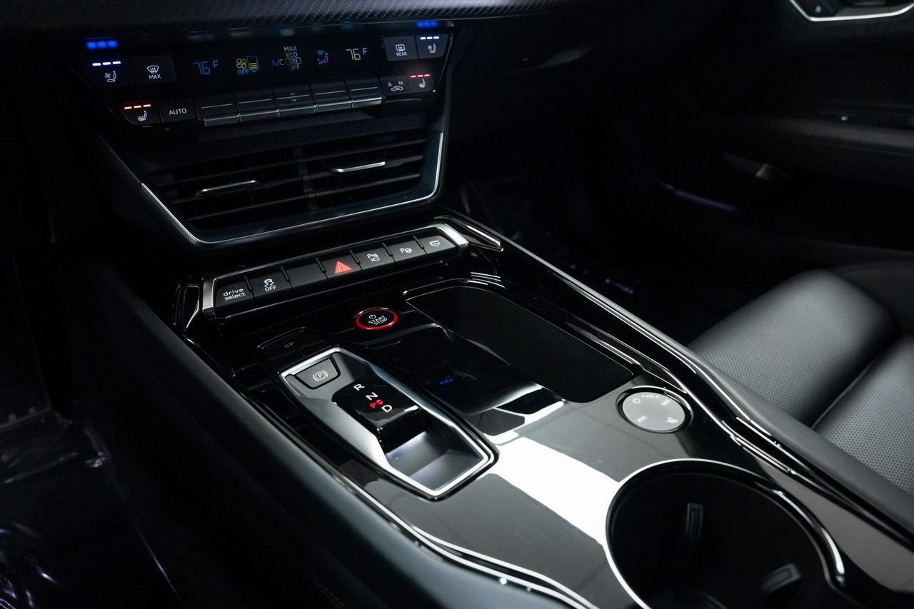 2023 Audi RS e-tron GT Base Vented Seats Carbon Performance Package Portland OR