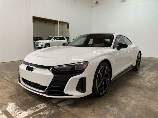 2023 Audi RS e-tron GT Base quattro