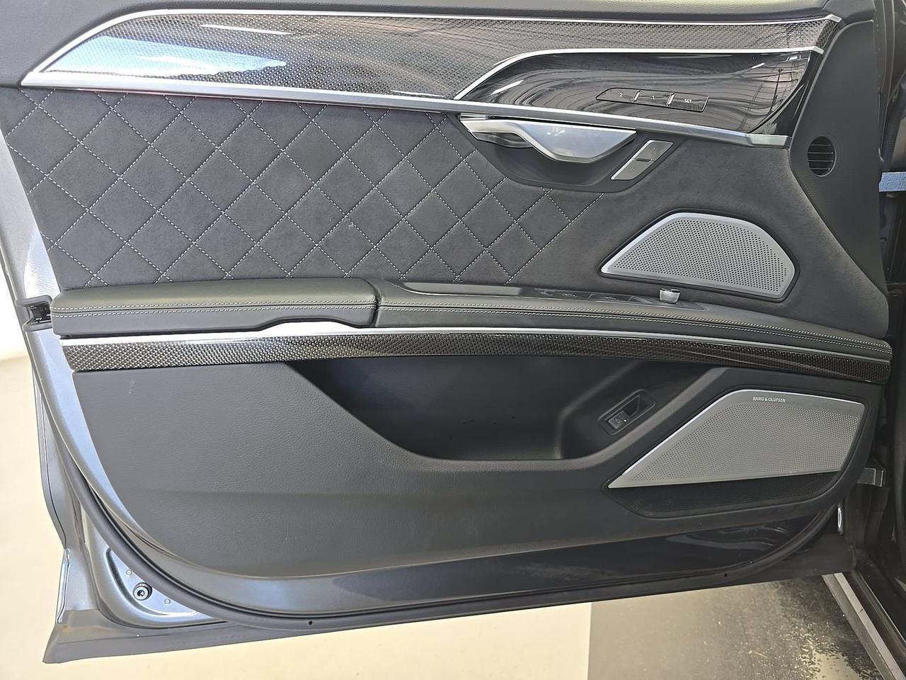 2023 Audi S8 4.0T quattro Predictive Active Suspension / Adaptive Cr Portland OR