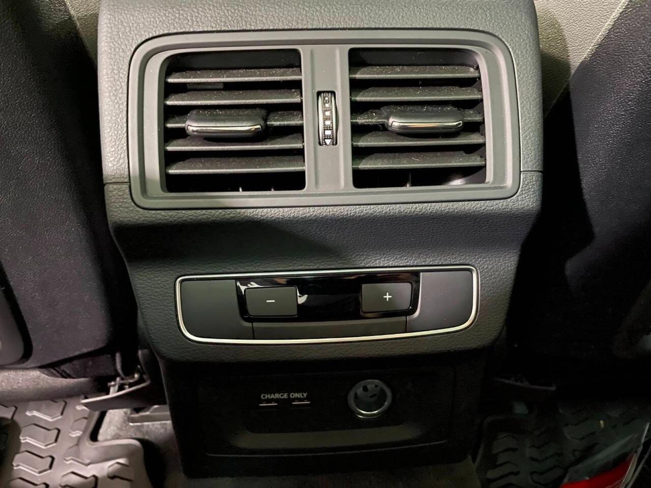 2023 Audi SQ5 Premium Yonkers NY