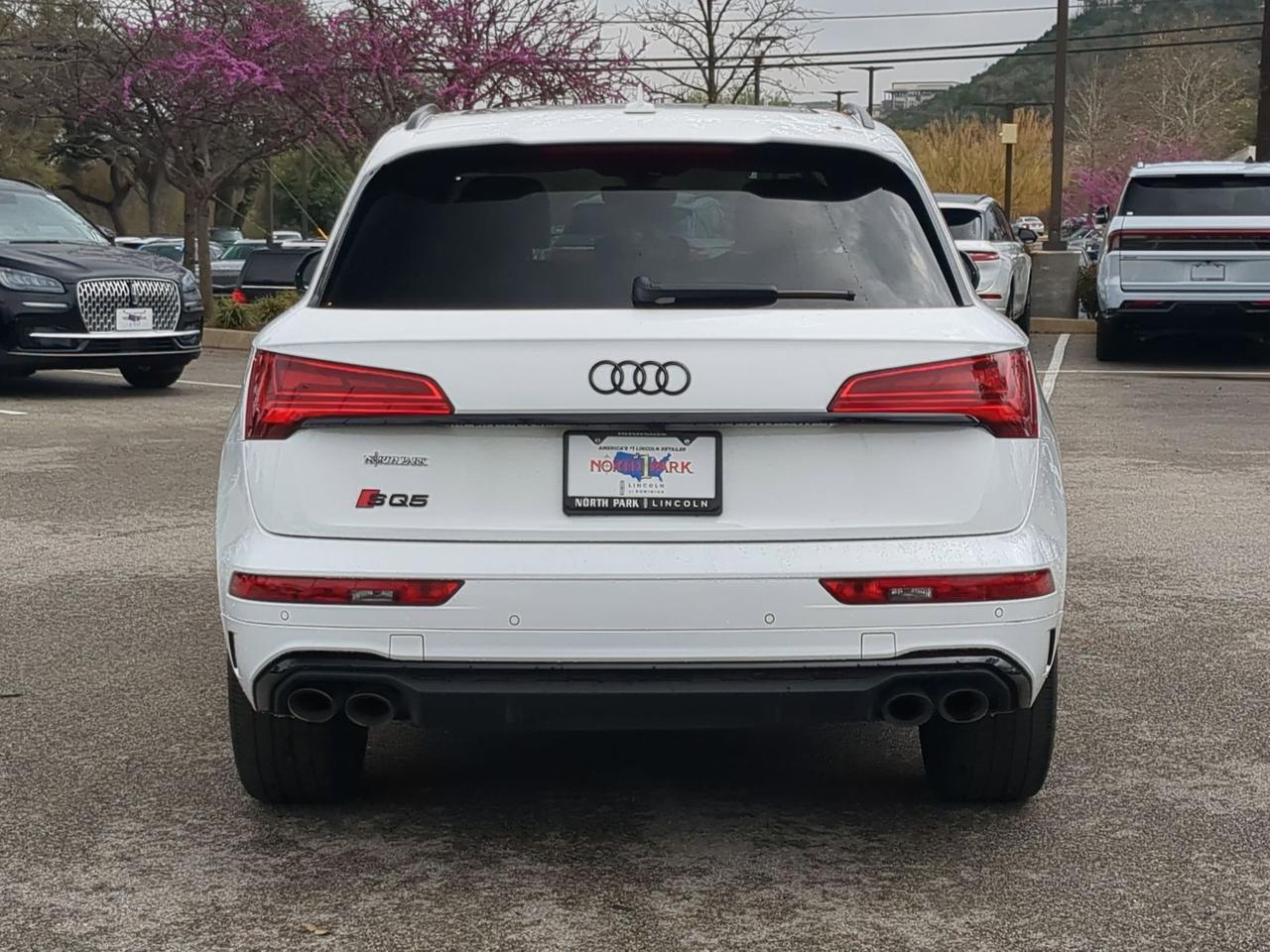 2023 Audi SQ5 Premium Plus