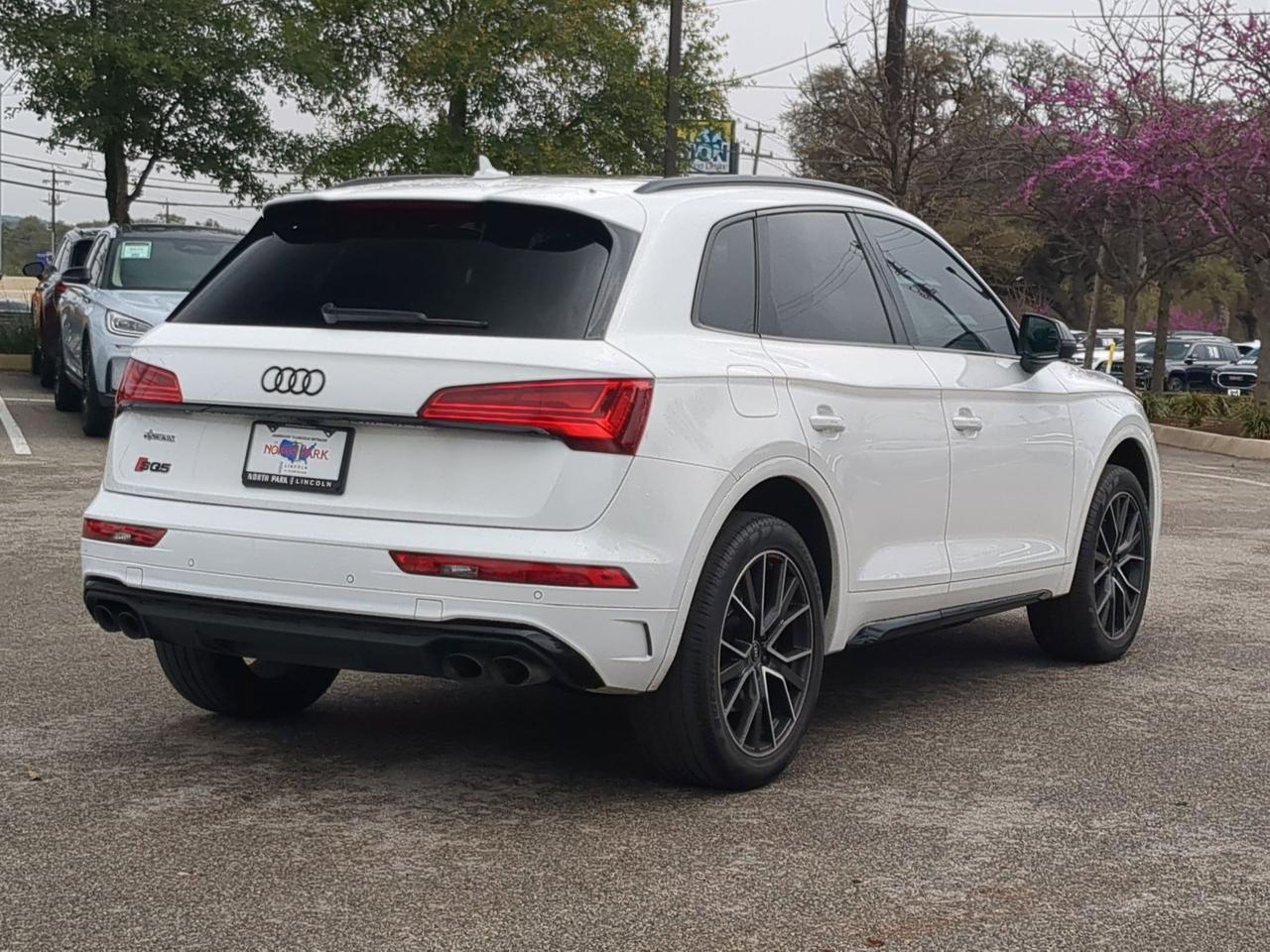 2023 Audi SQ5 Premium Plus