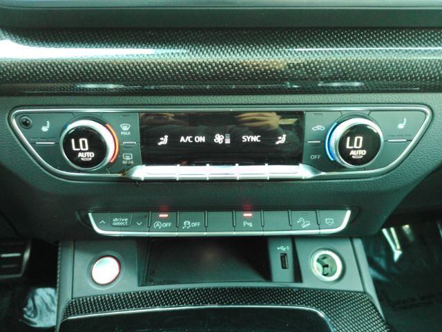 2023 Audi SQ5 Premium Plus TFSI quattro Tiptronic Plano TX