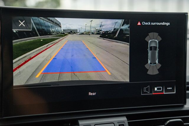 2023 Audi SQ5 Premium  Selma TX