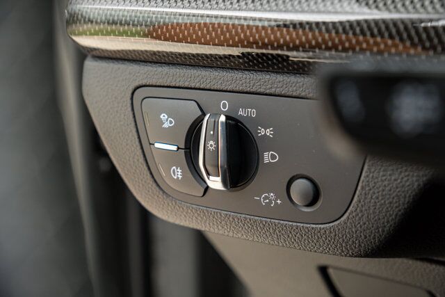 2023 Audi SQ5 Premium  Selma TX