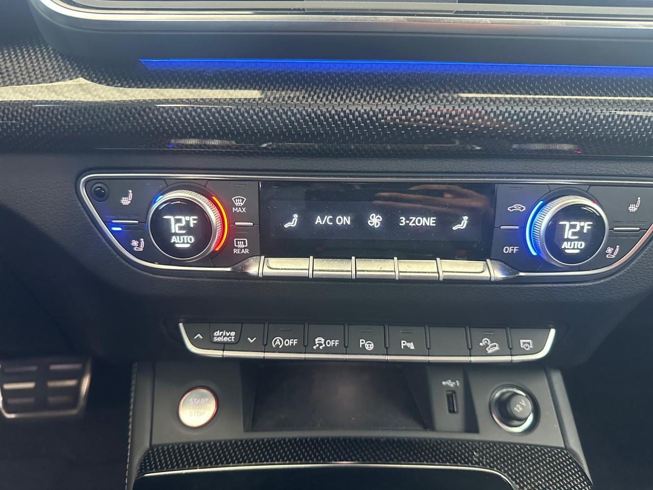 2023 Audi SQ5 Prestige  Selma TX