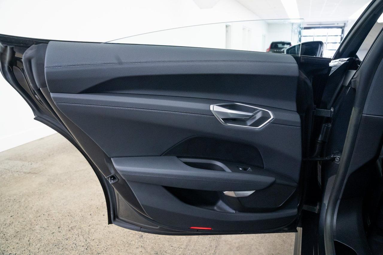 2023 Audi e-tron GT Premium Plus 1 Owner Bang &amp; Olufsen Sound Nappa Leather Portland OR