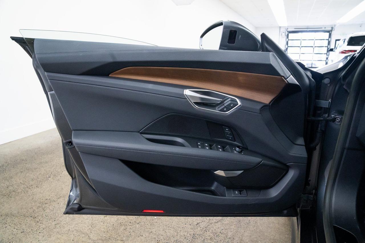 2023 Audi e-tron GT Premium Plus 1 Owner Bang &amp; Olufsen Sound Nappa Leather Portland OR