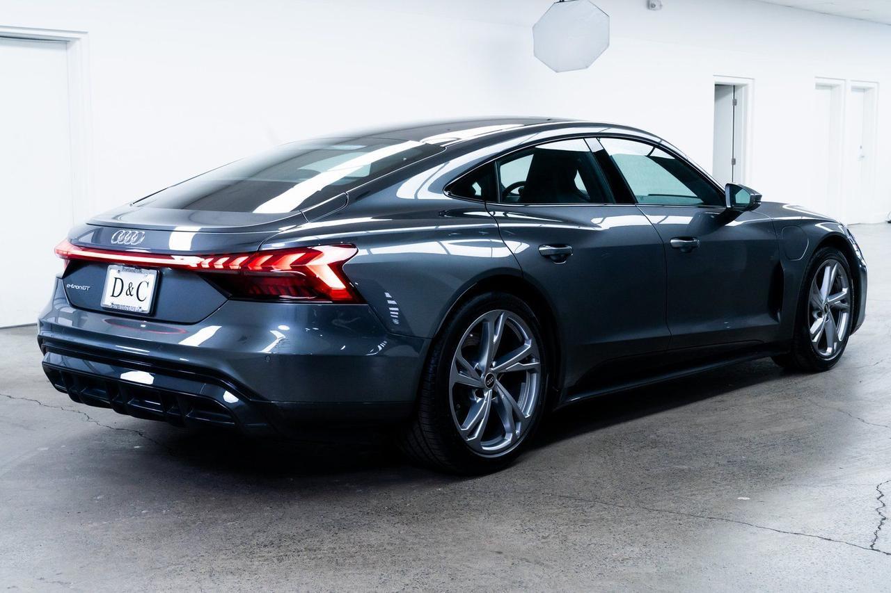 2023 Audi e-tron GT Premium Plus 1 Owner Bang &amp; Olufsen Sound Nappa Leather Portland OR