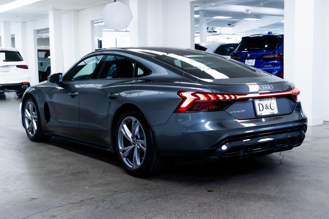 2023 Audi e-tron GT Premium Plus 1 Owner Bang &amp; Olufsen Sound Nappa Leather Portland OR