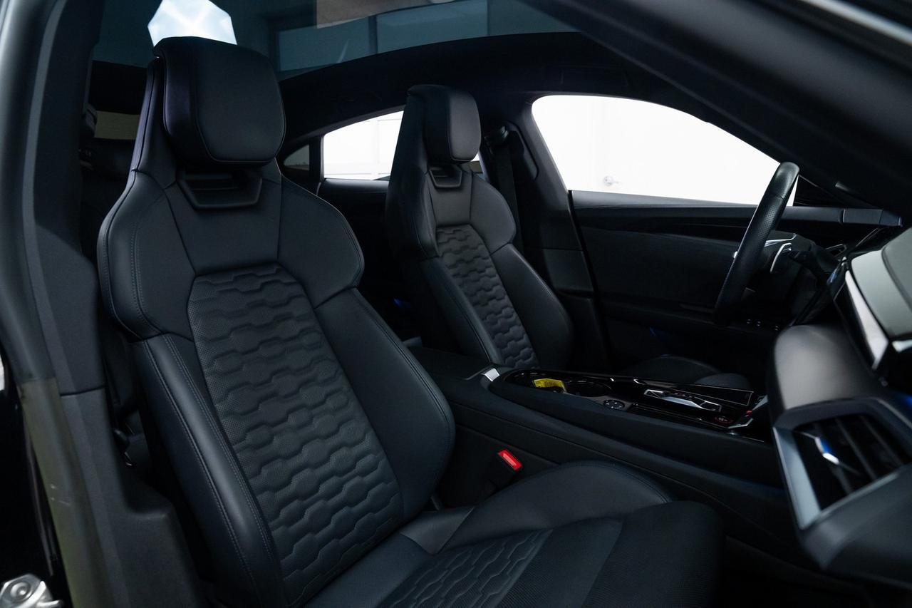 2023 Audi e-tron GT Premium Plus 1 Owner Executive Package Performance Package Portland OR