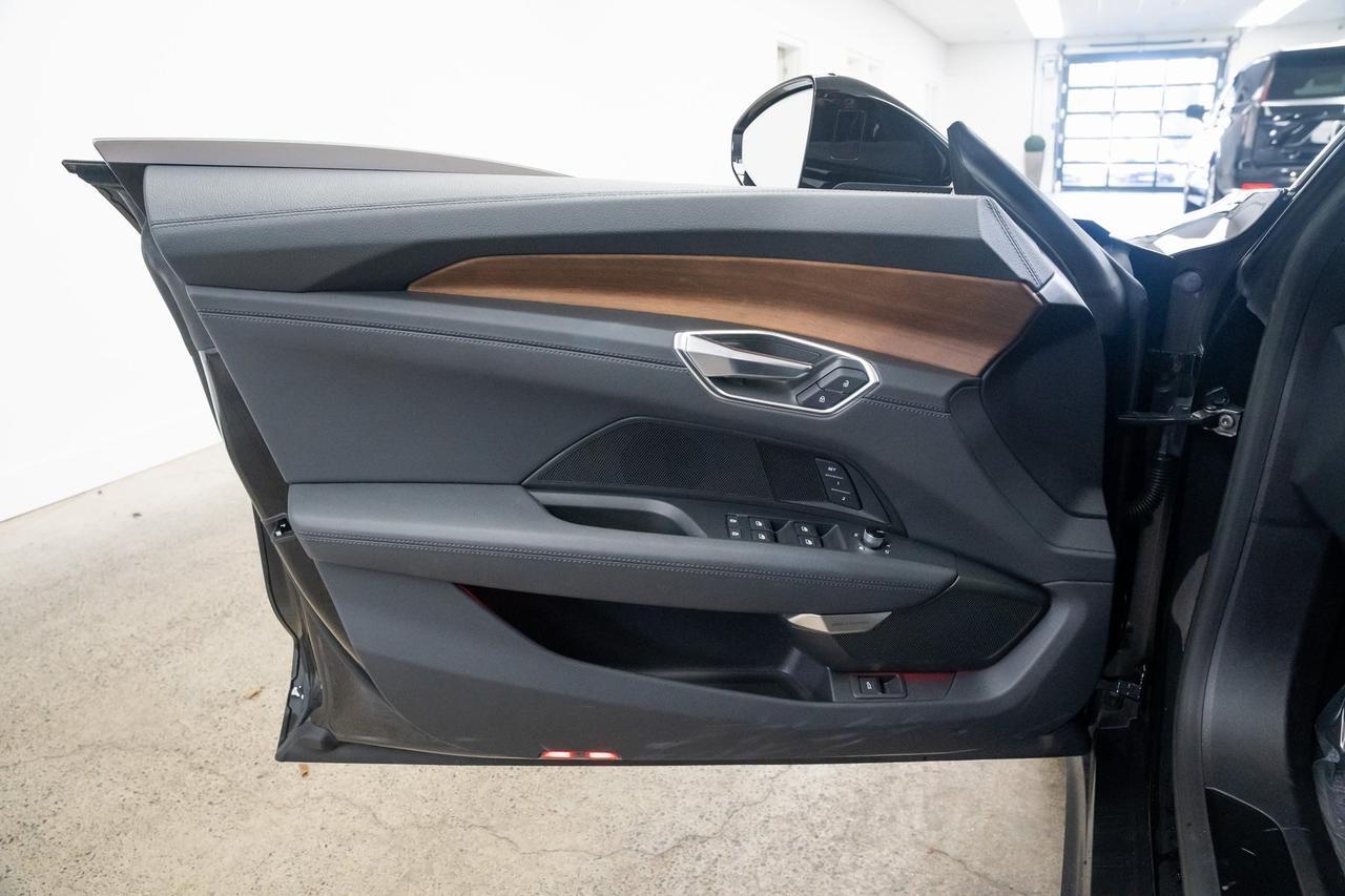 2023 Audi e-tron GT Premium Plus 1 Owner Heated Seats Executive Package Portland OR