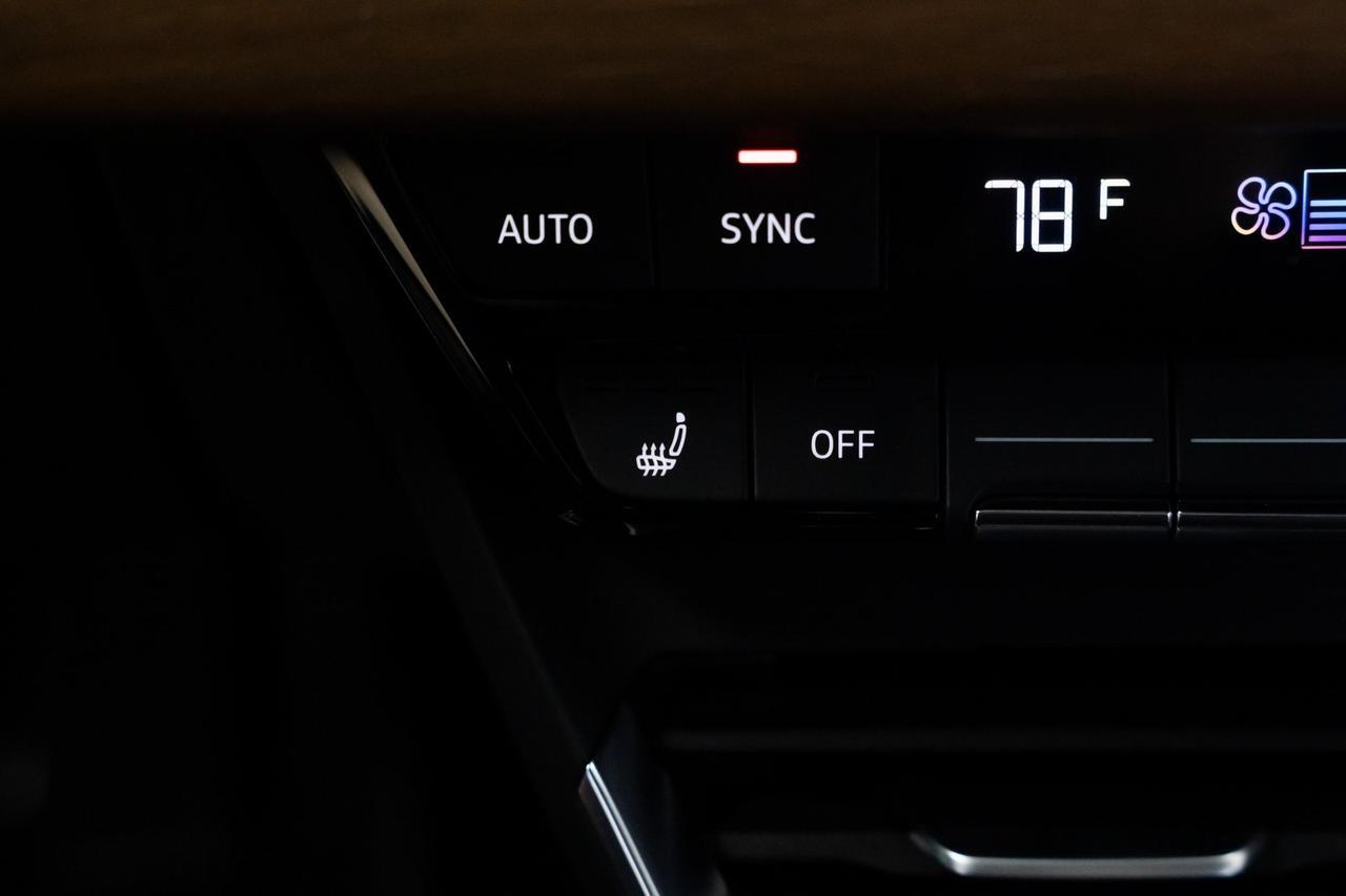 2023 Audi e-tron GT Premium Plus 1 Owner Heated Seats Executive Package Portland OR