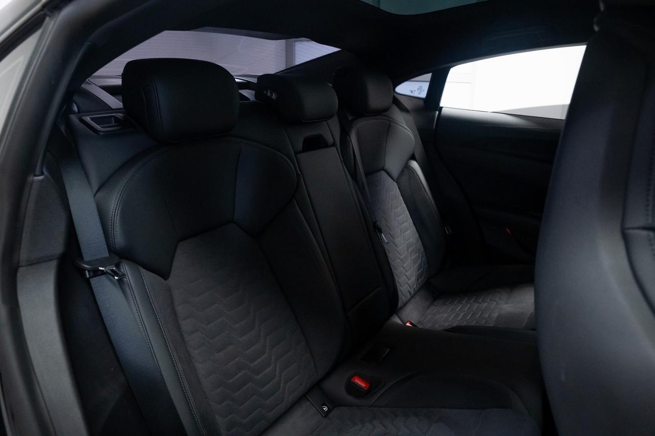 2023 Audi e-tron GT Premium Plus 1 Owner Heated Seats Executive Package Portland OR